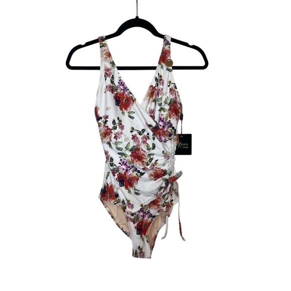 NWT Nip Tuck Women's Floral One Piece Swimsuit Size 6 Slimming Fit - Picture 2 of 10